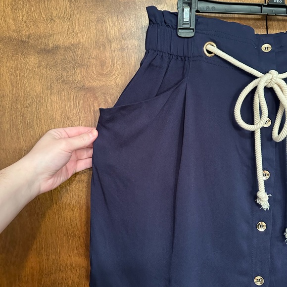 Elsie & Zoey Button Front Mini Skirt Womens L Navy Blue Rope Waist Tie Rayon NEW - Picture 3 of 14